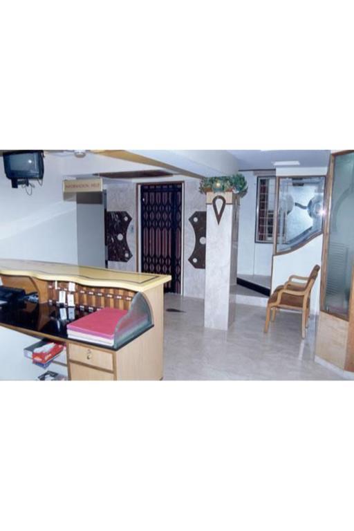 Vista Rooms At Colaba 뭄바이 외부 사진